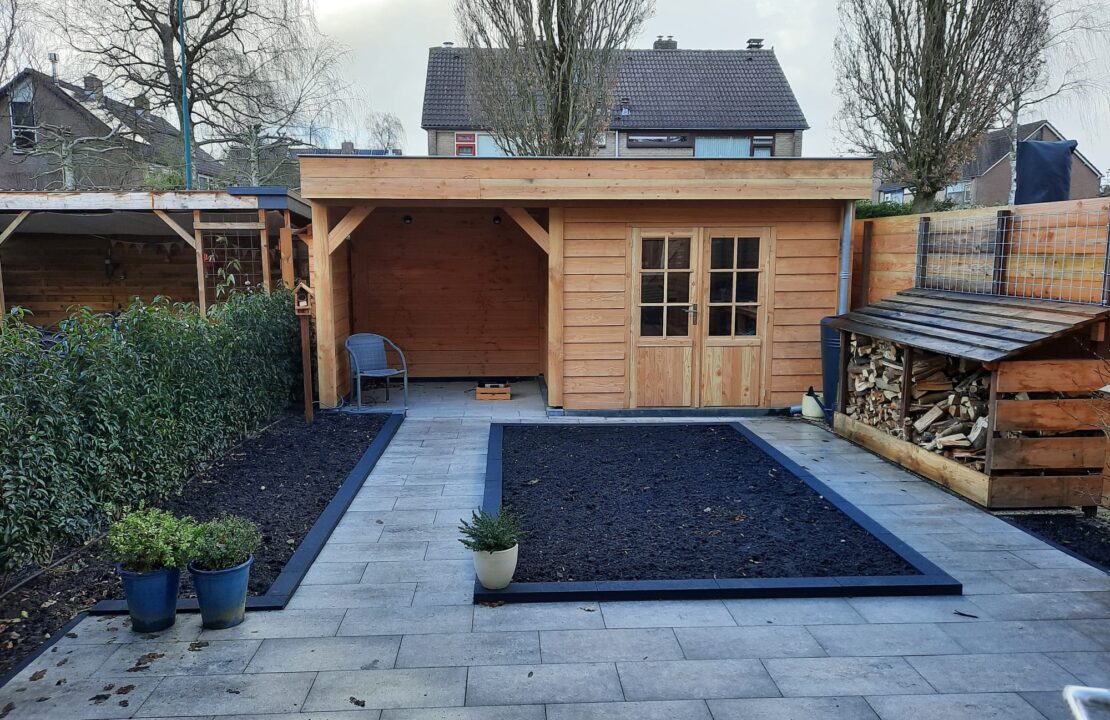 Schuur met overkapping Amerongen